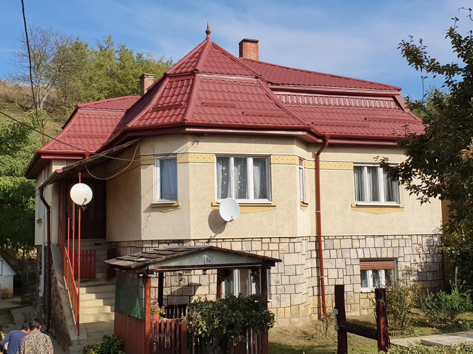 Elkészült családi ház tetőfedése